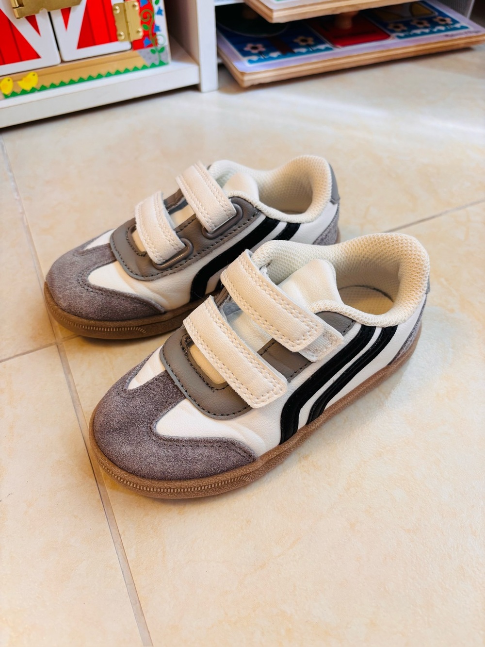 Cat & Jack Retro Sneakers
